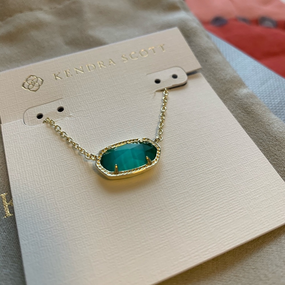 Kendra Scott Necklace